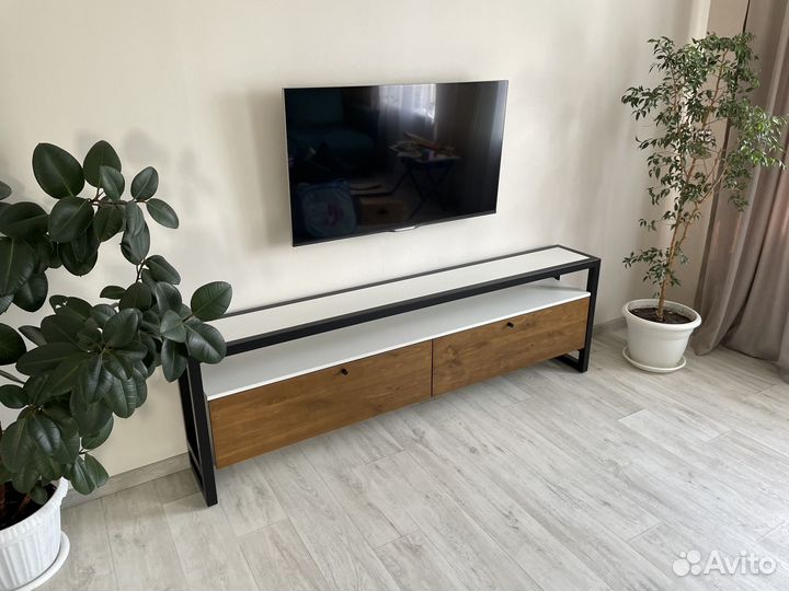 Тумба под телевизор лофт