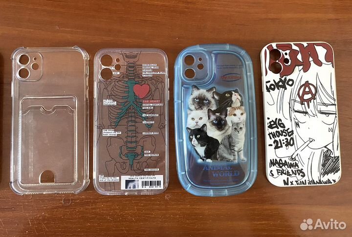 Чехлы на iPhone 11