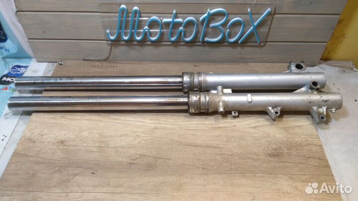 Перья передней вилки Honda трансальп 400