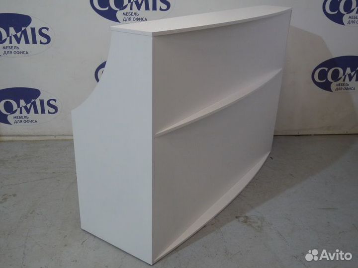 Стойка ресепшн