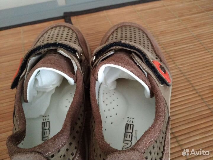 Слипоны,босоножки натуральная кожа 30 р