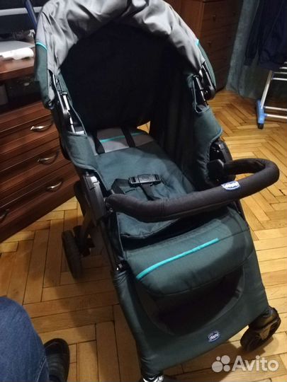 Прогулочная коляска chicco