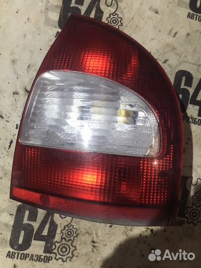 Фонарь задний правый LADA Kalina 1
