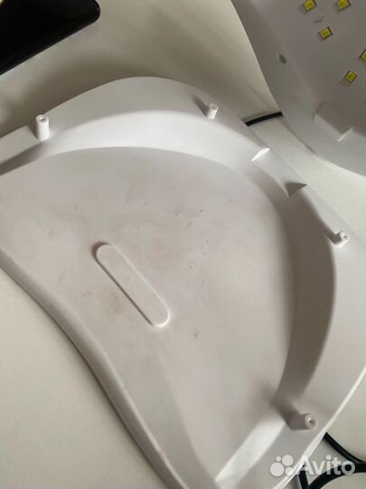 Лампа для ногтей