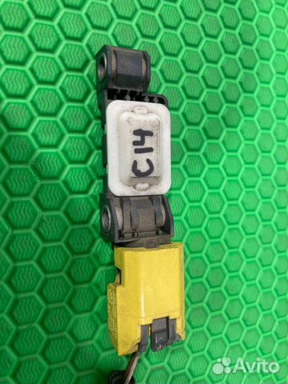 Датчик удара Volkswagen Touareg 7L6 7L7 7LA GP 3.6