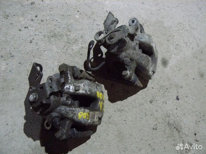 Суппорт задний тормозной Peugeot 308