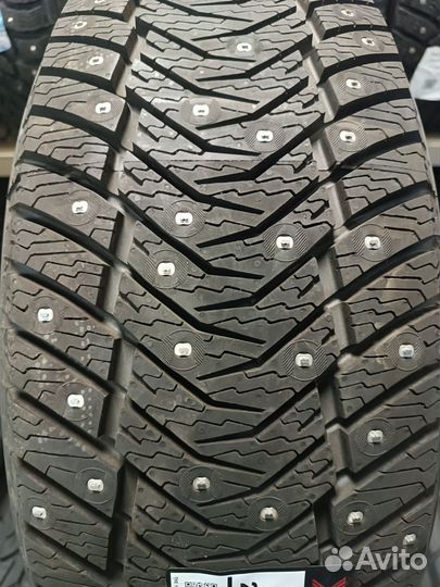Yokohama IceGuard Stud IG65 255/50 R19