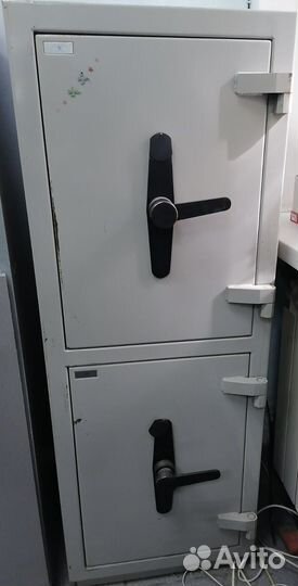 Сейф контур огневзломостойкий кз 233Т