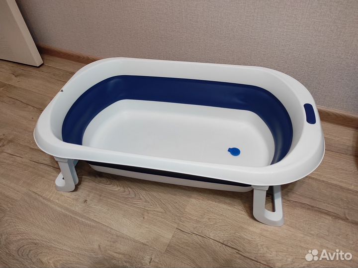 Ванночка для купания новорожденного складная