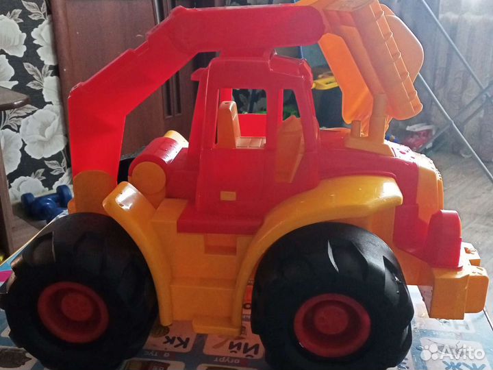 Детский трактор