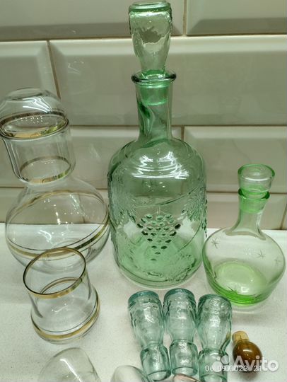 Графин цветное стекло СССР. Пробки на графины