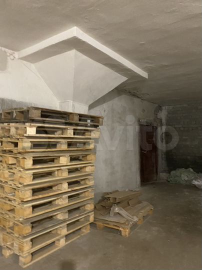 Склад, 300 м²