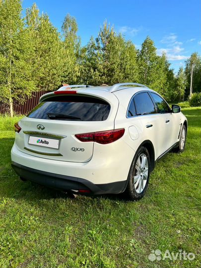 Infiniti QX70 3.0 AT, 2014, 180 000 км