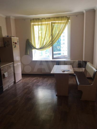 Комната 21 м² в 3-к., 6/24 эт.