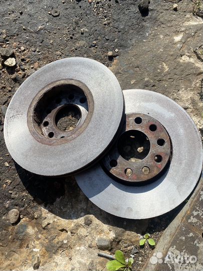 Передние тормозные диски passat b5