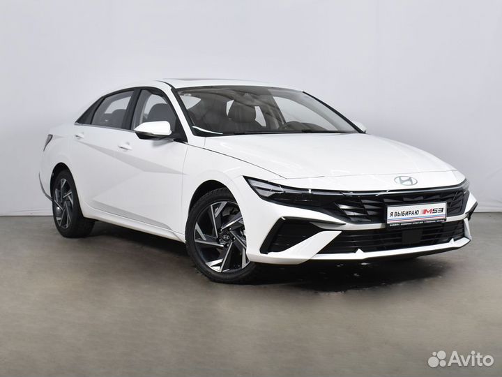 Hyundai Elantra 1.5 CVT, 2024, 296 км