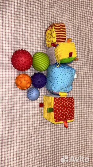 Развивающие игрушки