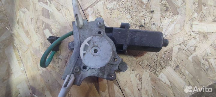 Стеклоподъëмник Chevrolet Lanos