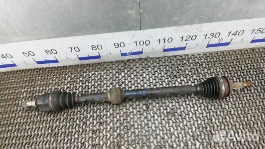 Привод передний правый toyota auris E150 (6AD15N10