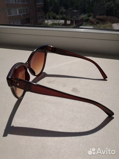 Солнцезащитные очки