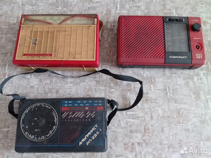 Радиоприемники Альпинист, Электроник, Sokol, Юнга