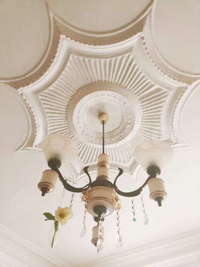 2-к. квартира, 323 м², 2/2 эт.