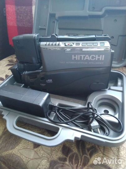 Видеокамера hitachi