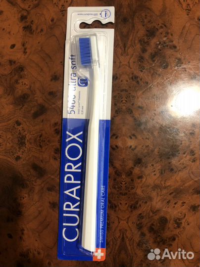 Зубная щетка curaprox