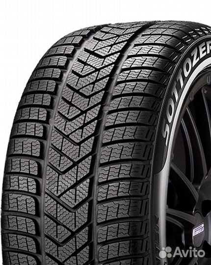 Pirelli P Zero PZ4 275/40 R19 101W