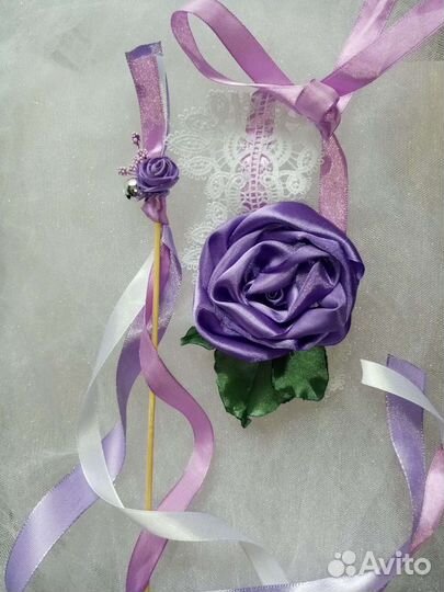 Свадебное украшение на автомобиль