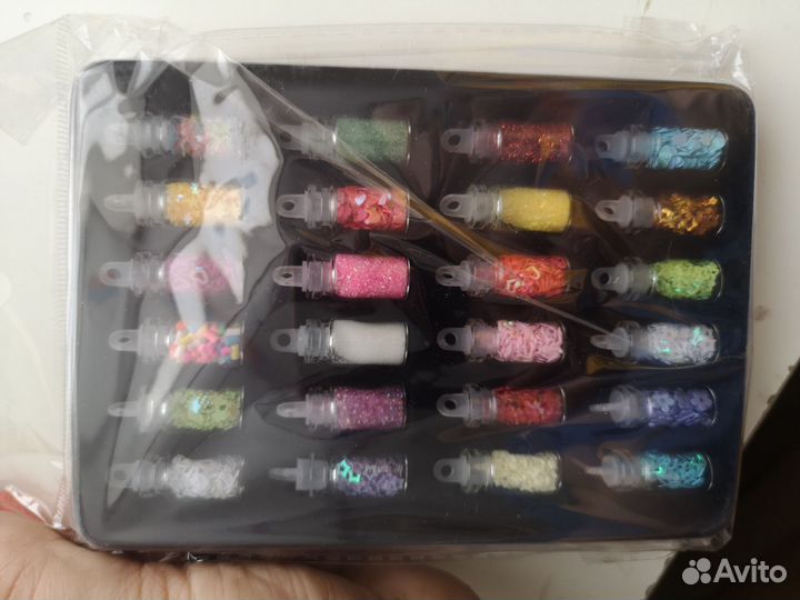 Блестки в бутылочках