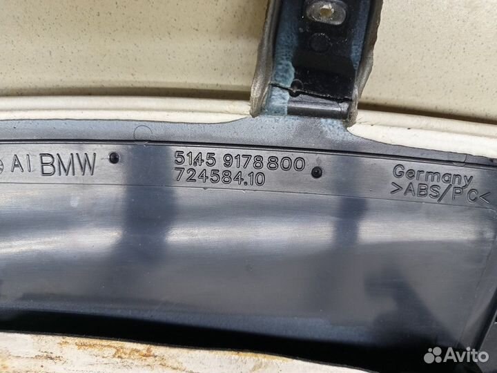 Накладка (кузов внутри) 5-serie GT F07 2009-2016