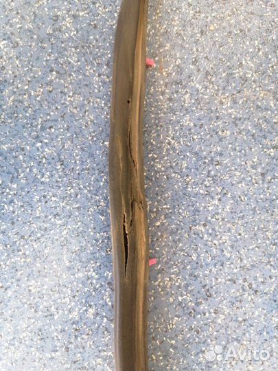 Уплотнитель двери задний правый Toyota Corolla