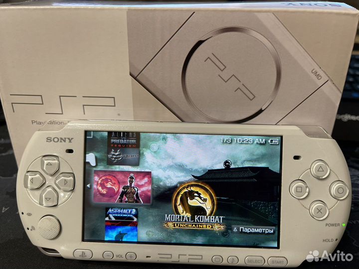 Sony Playstation PSP3000 Limitd White 150игр Новая