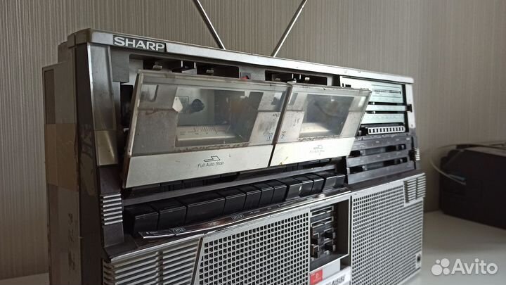 Кассетный магнитофон sharp GF-555X