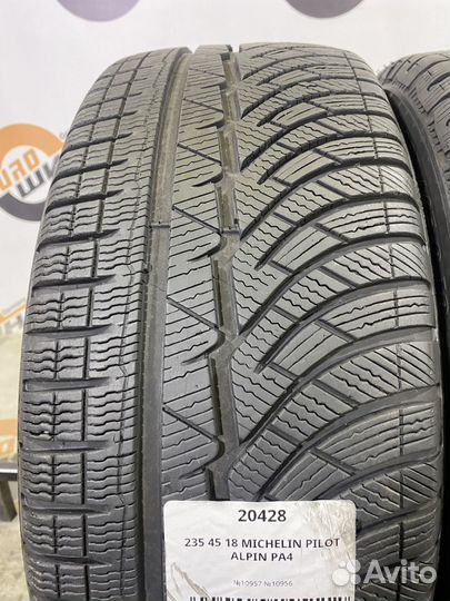 Michelin Pilot Alpin PA4 235/45 R18