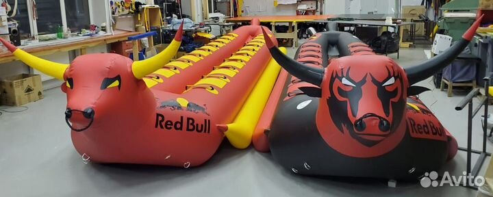 Водный буксируемый банан