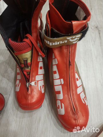 Лыжные ботинки под конек alpina