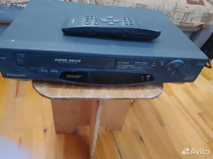 Видеомагнитофон panasonic NV-HD600EE