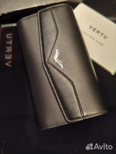 Чехол Vertu F