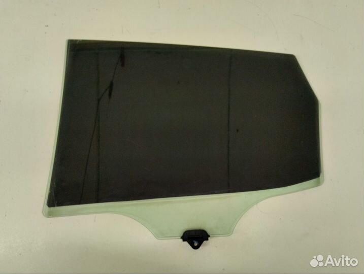 Стекло двери задней правой Kia Venga YN 2010-2017