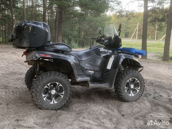 Продам квадроцикла arctic CAT TRV 700