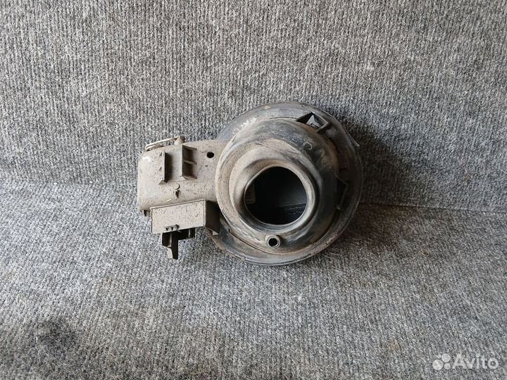 Лючок бензобака Ford Focus 2