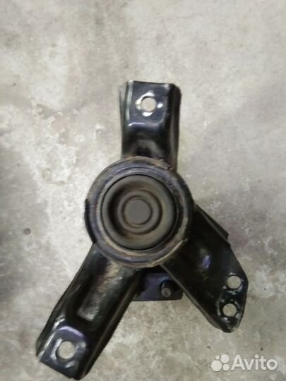 Подушка двигателя Киа Спортейдж 3