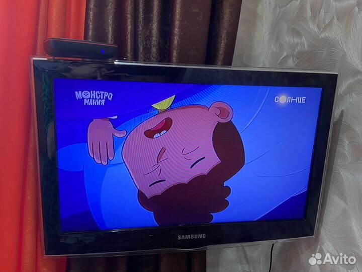 Телевизор samsung