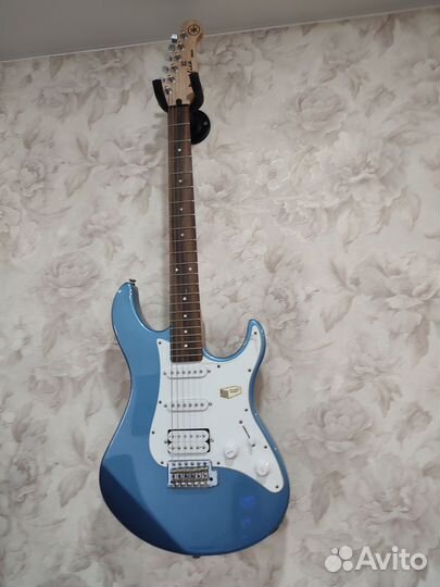 Электрогитара yamaha pacifica-112J