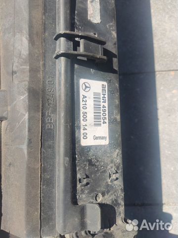 Радиатор интеркулера мерседес 210 01г 2,7CDI