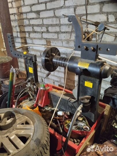 Продам шиномонтаж