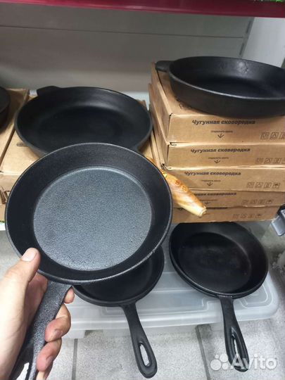 Чугунная сковорода Есть все размеры