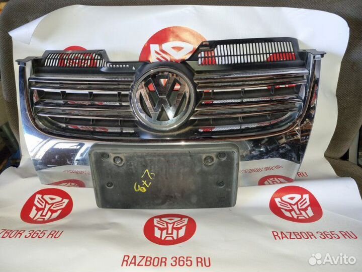 Решетка радиатора Volkswagen Jetta 5 CAV